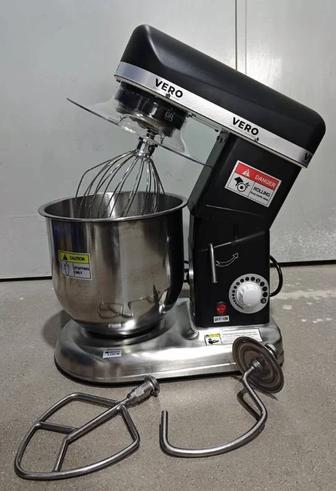 Планетарный миксер SL-B7B(7 литров)
Профессиональный настольный миксер