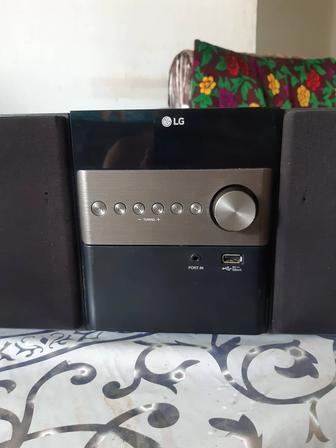 Музцентр LG продам