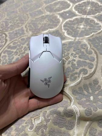 Продам мышку Razer viper v2 pro