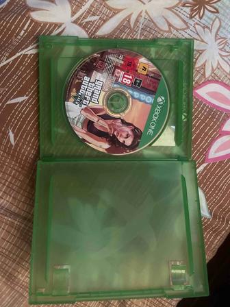 Продам диск с ГТА5 на XBOX one срочно