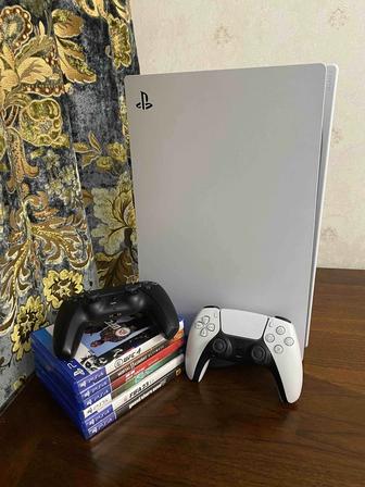 PS5, 2Tb памяти,6 игр на дисках,аккаунт PSN с играми