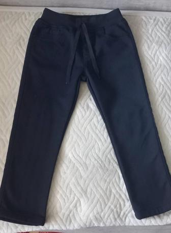 Продам брюки Merkiato 134 р.