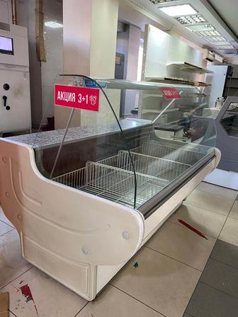 Продам холодильник витринный