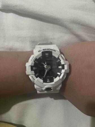 Часы Casio G-Shock