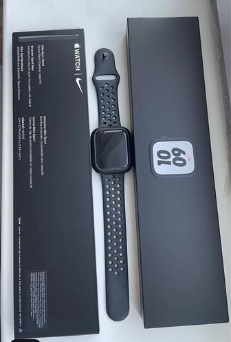 Apple Watch  7 45 mm Nike Edition