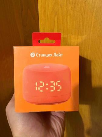 Яндекс Алиса Лайт