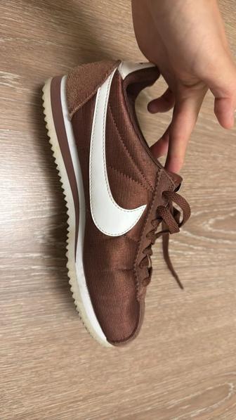Кроссовки Classic Cortez Nike Nylon red