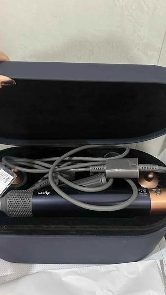 Стайлер dyson