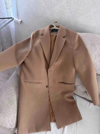 Продам мужские пальто