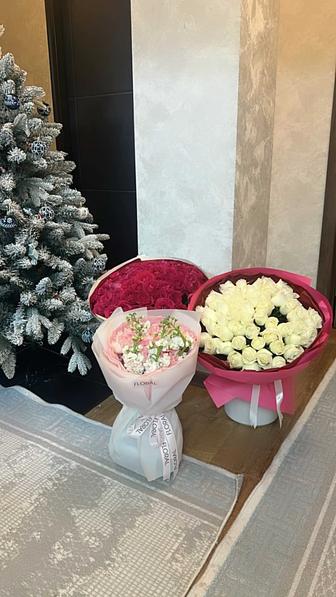 Цветы, букет цветов 51штук роз розовые, белые