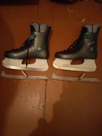 Продаем коньки