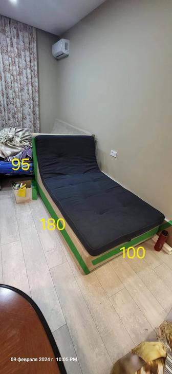 Продам диван с атаманкой