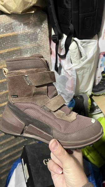 Зимние сапоги Ecco
