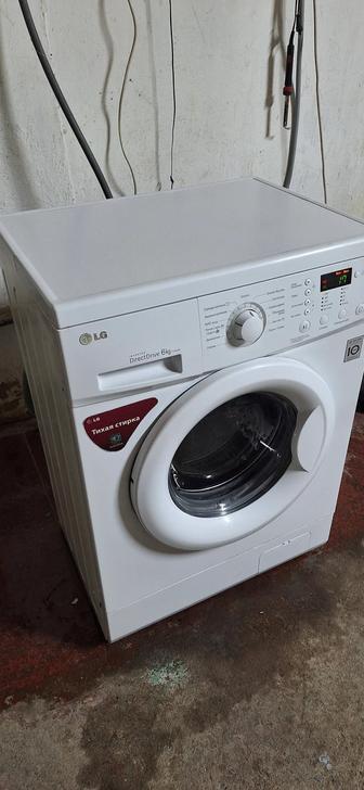 Продам стиральную машину lg