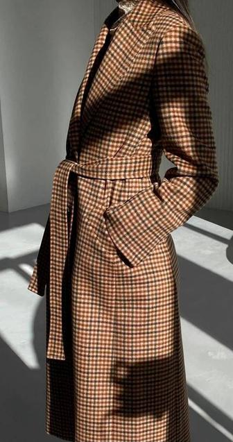 Пальто в клетку р.36