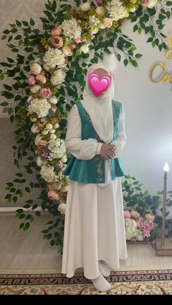 Сырға салуға қазақи көйлек