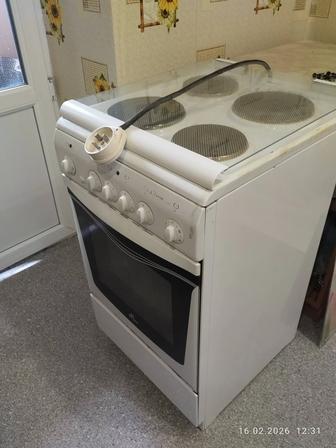 Электрическая плита