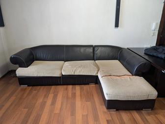 Диван кожаный, с раскладкой