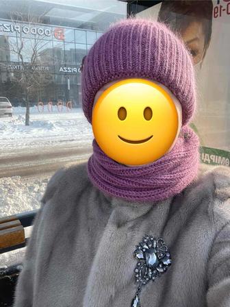 Продам шапка с шарфом Бордо