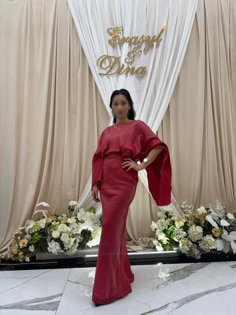 Элегантное вечернее платье Lichi 50 тыс