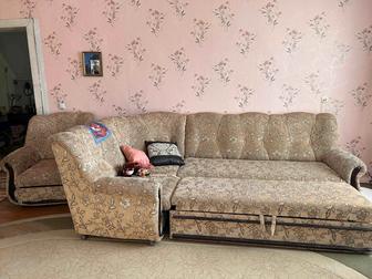 Диван с креслом