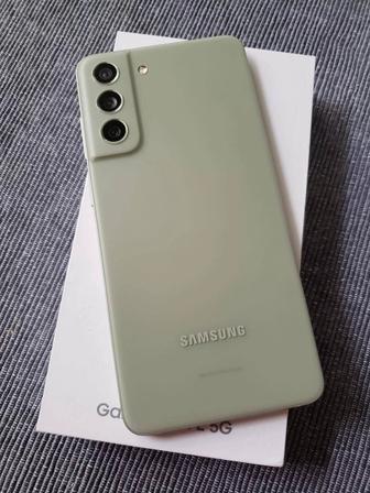 Продам телефон