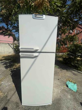 Холодильник Bosch