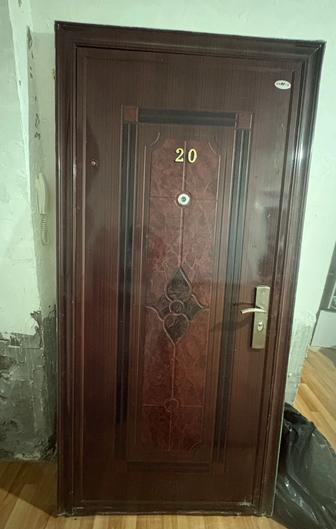 Продам дверь