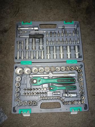 Продам набор инструментов