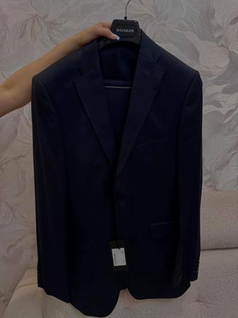 Продам костюм мужской