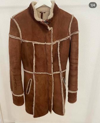 Продаются натуральная дубленка