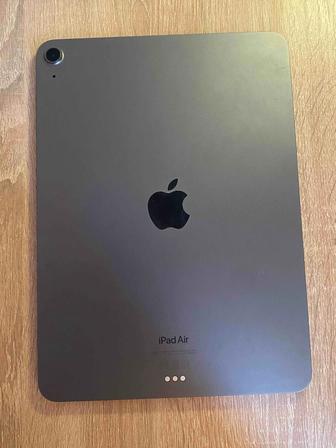 Apple iPad Air 2022 на чипе М1