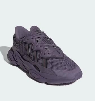 Продам кроссовки Adidas Ozweego(оригинал), новые.