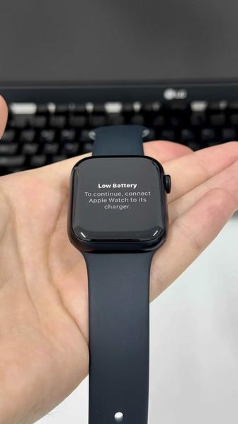Продам Apple Watch 8, 45mm