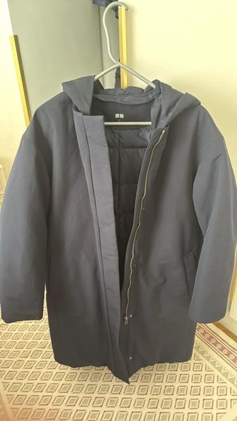 Продам парку Uniklo в оригинале 46 размер