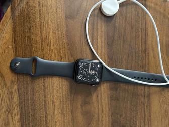 Продам часы Apple Watch SE 44мм