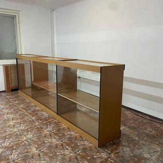 Продам витрину б/у