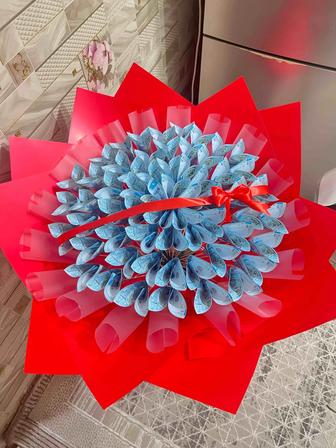 Клубника в шоколаде денежный букеты