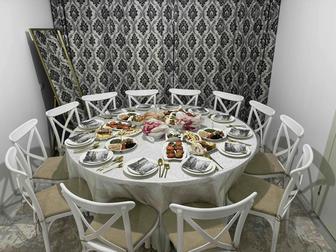 Столы. Стулья. Посуда. Шатер.