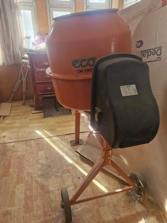 Бетономешалка ECO CM-192