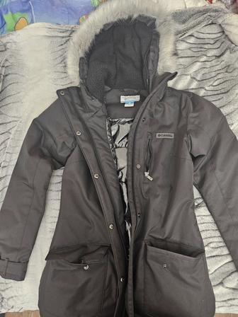Продам женский Пуховик!