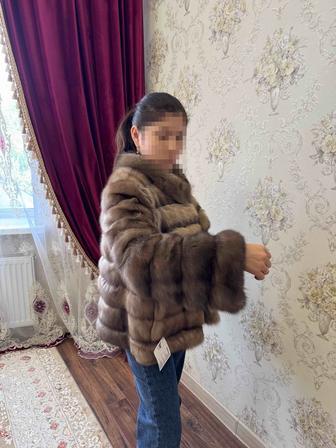Продам срочно шубу из натурального соболя производство Греция.новая