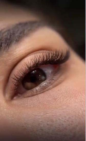 Наращивание ресниц и шугаринг
