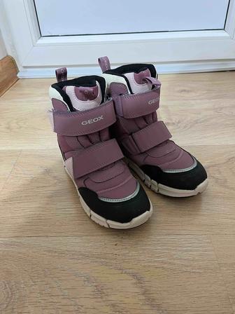 Зимние сапоги для девочки