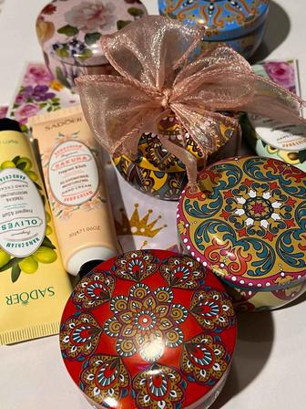 Подарки, сувениры .