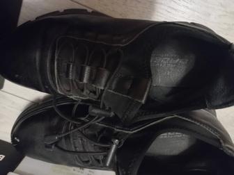 Кроссовки на девочку,эко кожа 2000