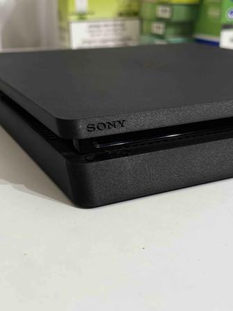 PS4/Playstation Slim 1000gb