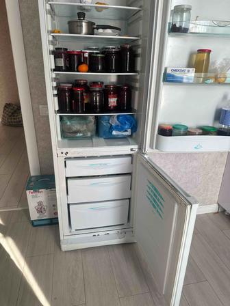 Продам холодильник