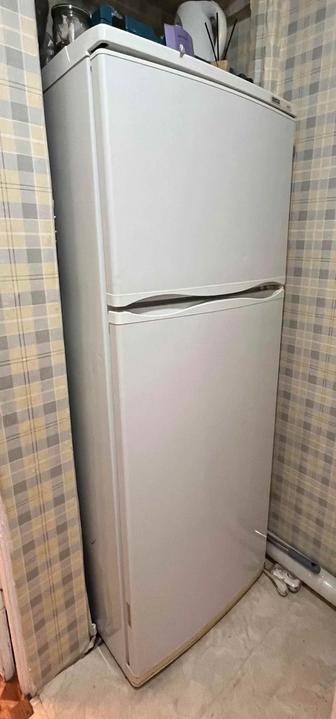 Продам холодильник б/у