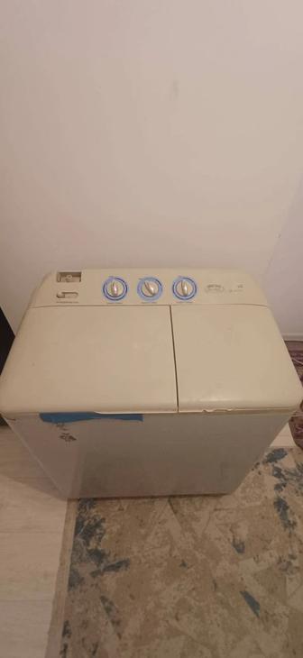 Продам стиральную машину полуавтомат